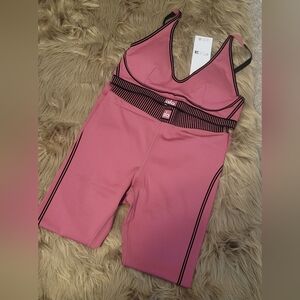 ALO Yoga Airlift High Waist 7/8 Line Up Legging Set.